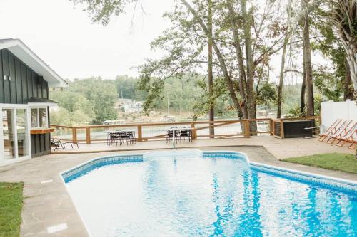 Epic H2Oasis on Martin-Heated Private Pool-Hottub