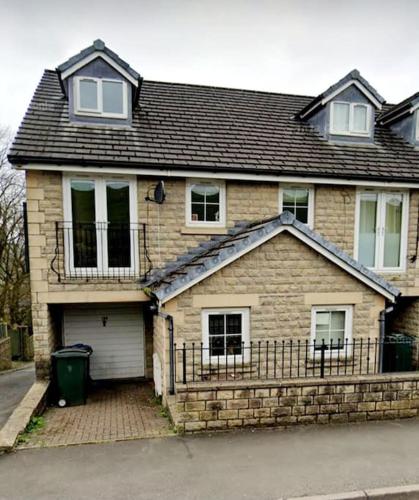 9 Guest 7 Beds Lovely House in Rossendale