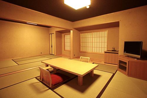 Japanese-Style Superior Room