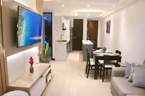 Atlantis Suites Bquilla -Apartamento Moderno-2-BD