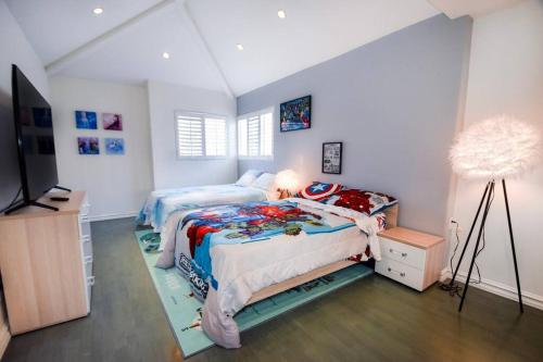 Private Beach front 4bed 4bath pool and spa house in San Diego, USA