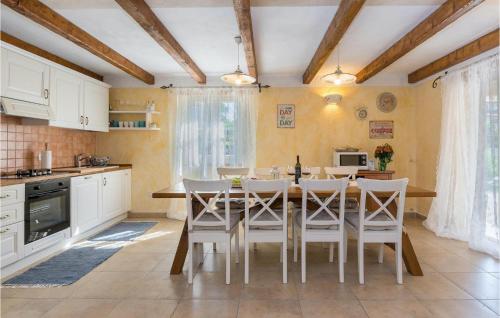 virtuve, Villa Natura Mikulezi in Brgod