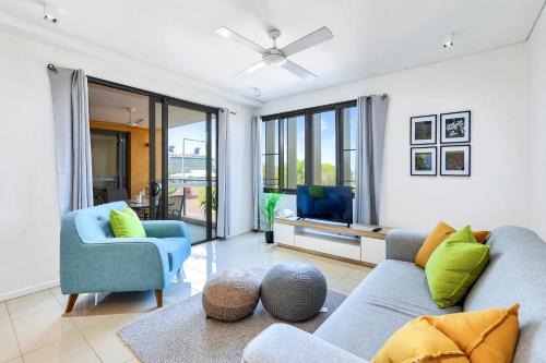 Cute & Cosy Darwin Waterfront Apartment with Queen Bed