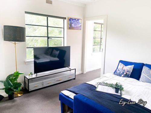 MCG Vintage-Modern 1BR Sleeps4