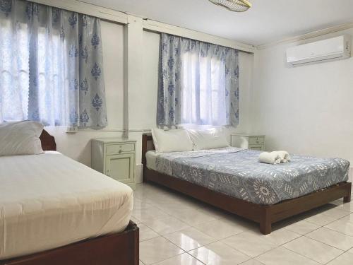 Comfort Triple Room with Shower image 6