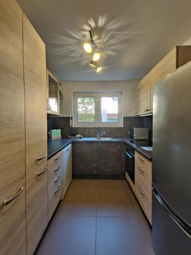 85qm, 4 bedroom, parking, King-Bed, Wifi, Netflix, Waiblingen (foto 6)