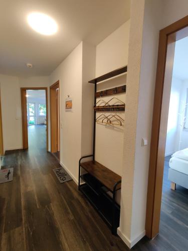 85qm, 4 bedroom, parking, King-Bed, Wifi, Netflix, Waiblingen (foto 7)