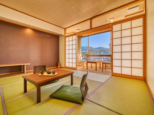 Japanese-Style Room