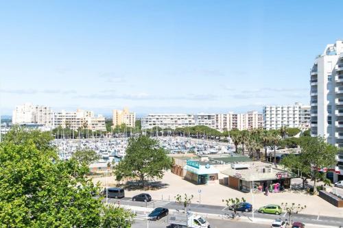 Surf & Yoga * Cosy * Vue sur le port * Proche Montpellier