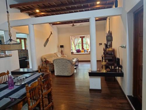 Anandam Stays - Premium 3BHK plush homestay in فايكوم