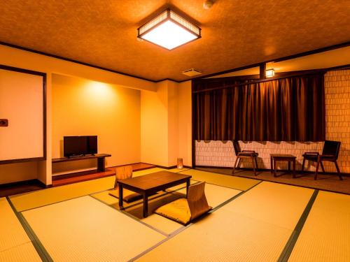 Standard Japanese-Style Quadruple Room