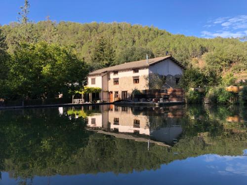 A szálláshely kívülről, Acogedora casa en la montaña (Acogedora casa en la montana) in La Baronia de Rialb