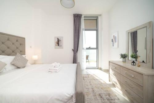 StoneTree - Furnished 2BR with floor-to-ceiling window, Dubai (photo 7)