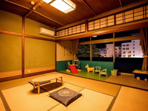 Japanese-Style Room