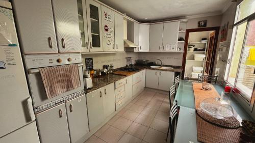 مطبخ, La Pita Beach house in La Bolera