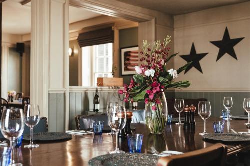 Restaurante, The Ship Inn in Rye