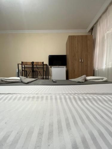 3-) Taksim’de süit delüxe otel odası