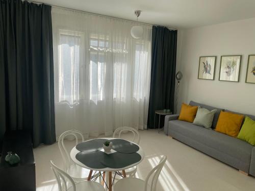 SKAU Dunajska Family Two Bedroom Apartment Old Town