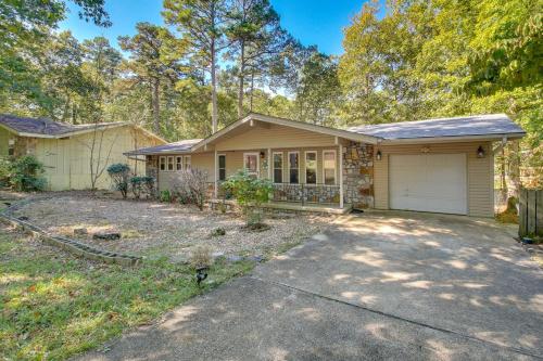 Hot Springs Village Haven with Community Amenities! in Hot Springs Village, USA