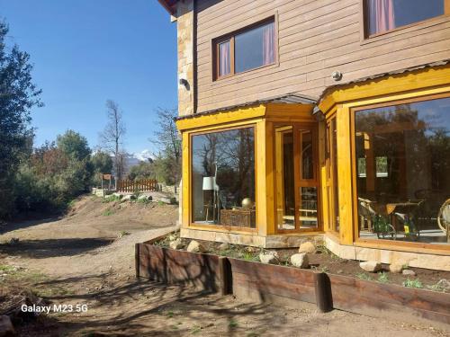 Reina Mora, Reserva Patagonica in Lolog