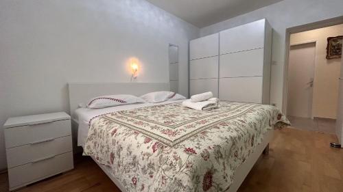 Apartments Marija - image 13