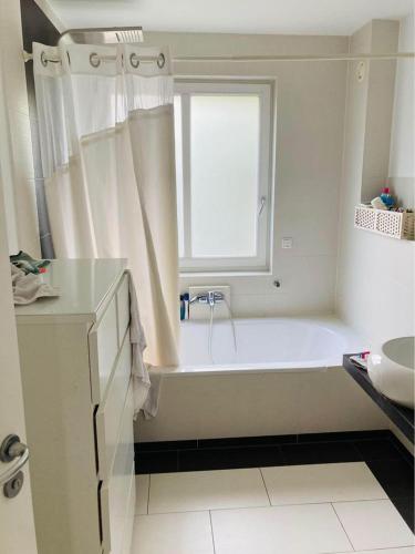 Ganzes Haus mit 3 Zimmern an der Messe Hannover - inclusive Parking - Entire House at Hanover Fairground - Wifi - Homeoffice, Hannover (Foto 11)