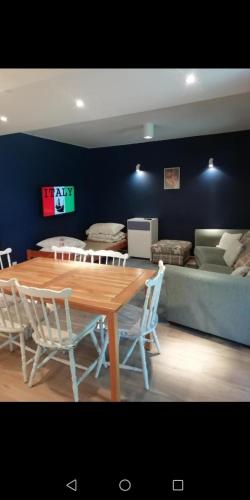 Mrągowo Pokoje Apartament (Mragowo Pokoje Apartament) in มราโกโว