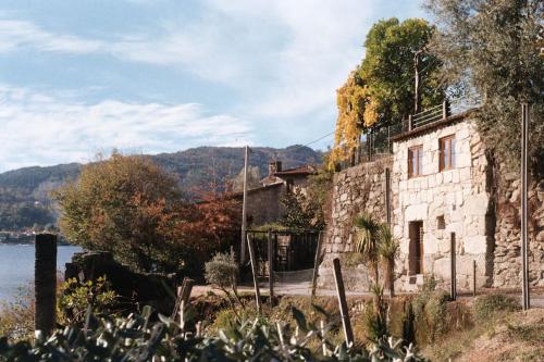 Your cosy place in Gerês next to the water Wifi AC