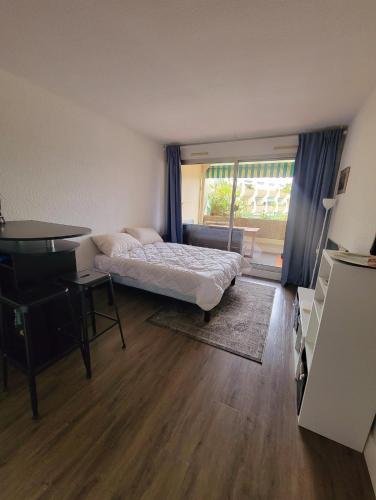 Studio 237 Port Camargue, Piscine, Climatisation, 2 personnes