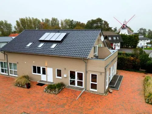 Haus zwischen den Wehlen bei Büsum, 16 Personen in Westerdeichstrich, Deutschland
