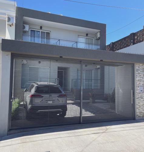 Departamentos Fleming, luminosos p hasta 4 personas - Diamante