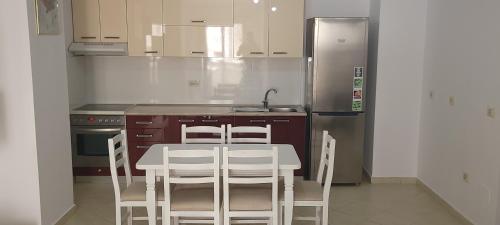 Siar Apartment, Tirana (photo 4)