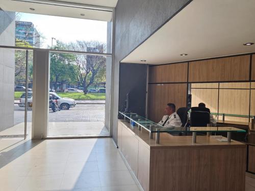 Apart 1013 con Piscina Gimnasio Laundry y Seguridad 24 hs