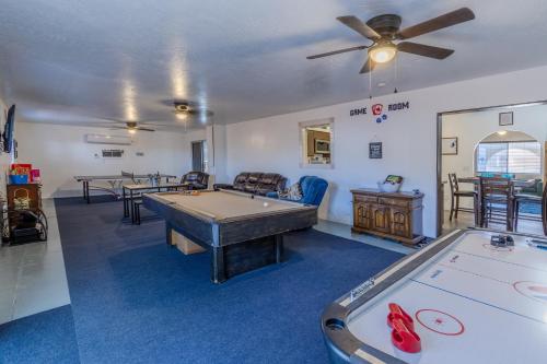 Papago Desert Game Room Getaway
