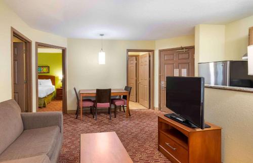 Extended Stay America Suites - Chantilly - Dulles