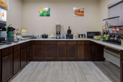 Ételek és italok, Quality Inn & Suites Roanoke - Fort Worth North near Texas Motor Autópálya