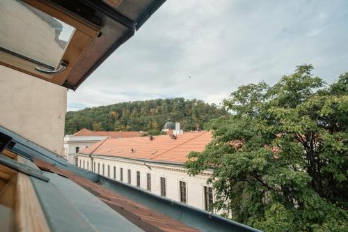 Maisonette image 1