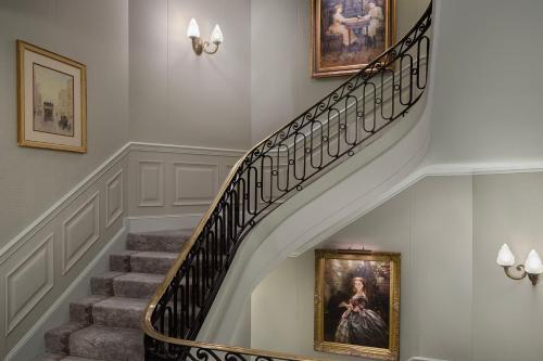 47 Park Street - Grand Residences by Marriott - image 6