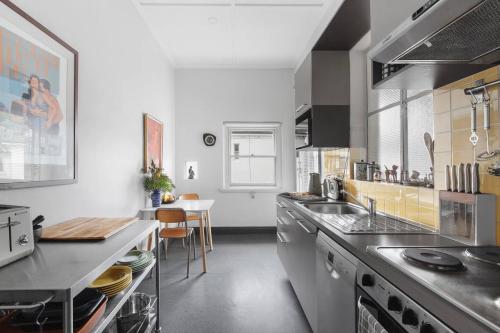 المرافق, Parkside Hideaway - Beautiful Art Deco near Zoo in Parkville