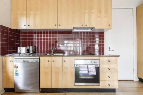 Patio Charm in Buzzing Richmond with Parking