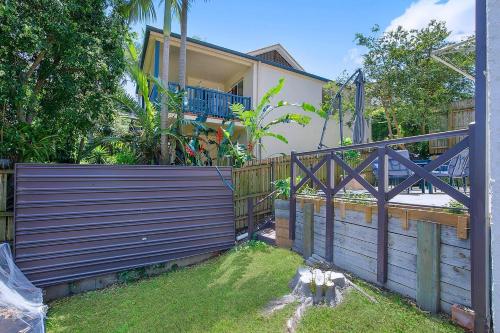 บริการและสิ่งอำนวยความสะดวก, Tropical Dreaming in the Heart of Indooroopilly in ทูวอง
