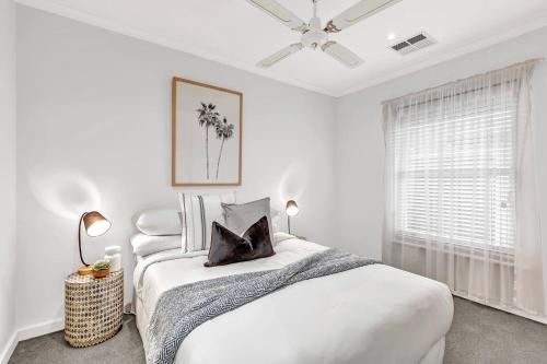 Waves and Walks - Close to Beach and Local Boutiques