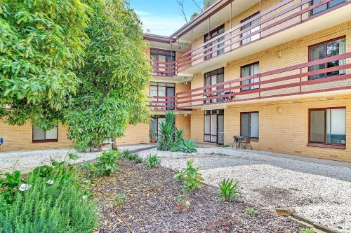 Faciliteiten, City Life meets Urban Style at Kent Town Gem in Kent Town