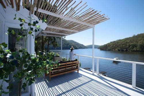 rivescape holiday home at Berowra Waters