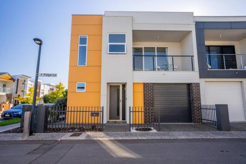 Létesítmények, The Lane of Lightsview - Relaxed Inner-city Living in Clearview