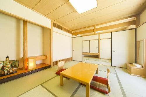 Japanese-Style Superior Room - Non-Smoking