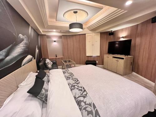 Standard Double Room image 4