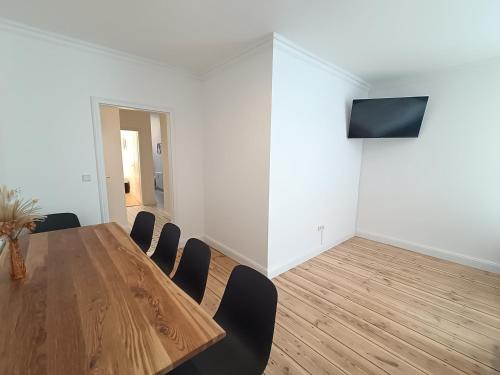 central 2Room Apartment XBerg, Berlin (Foto 8)