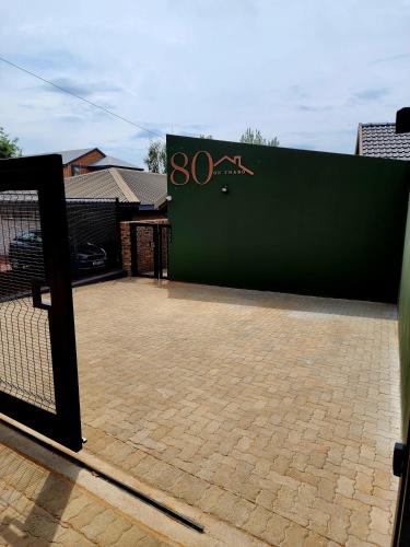 80 on Thabo, Potchefstroom (foto 10)