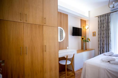 Ariadne by Heloni Apartments - Tap to explore photos